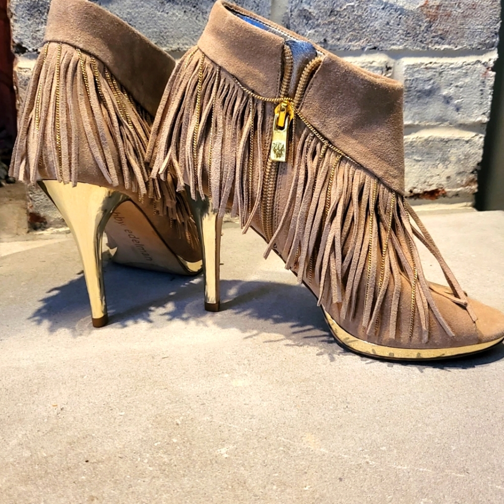Libby Edelman fringe peep toe heels
